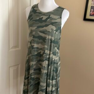 EUC Old Navy Camo Tank dress- Size M